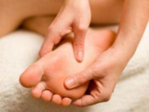 Почему мерзнут руки и ноги – причины и лечение зябкости рук и ног